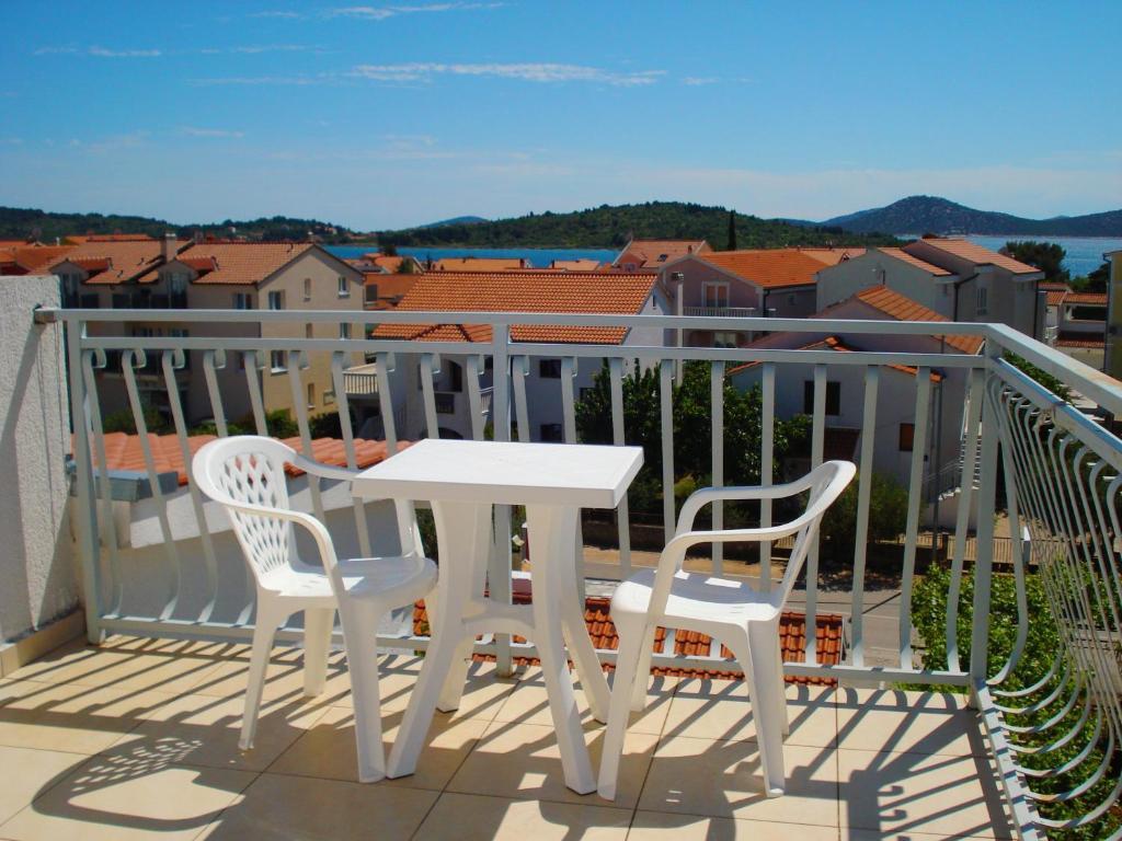 Apartment Nikolas Vodice